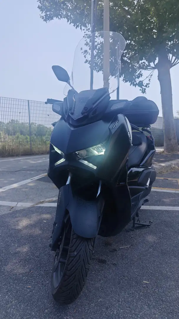 Yamaha X-Max 300 Tech Max Nero - 2