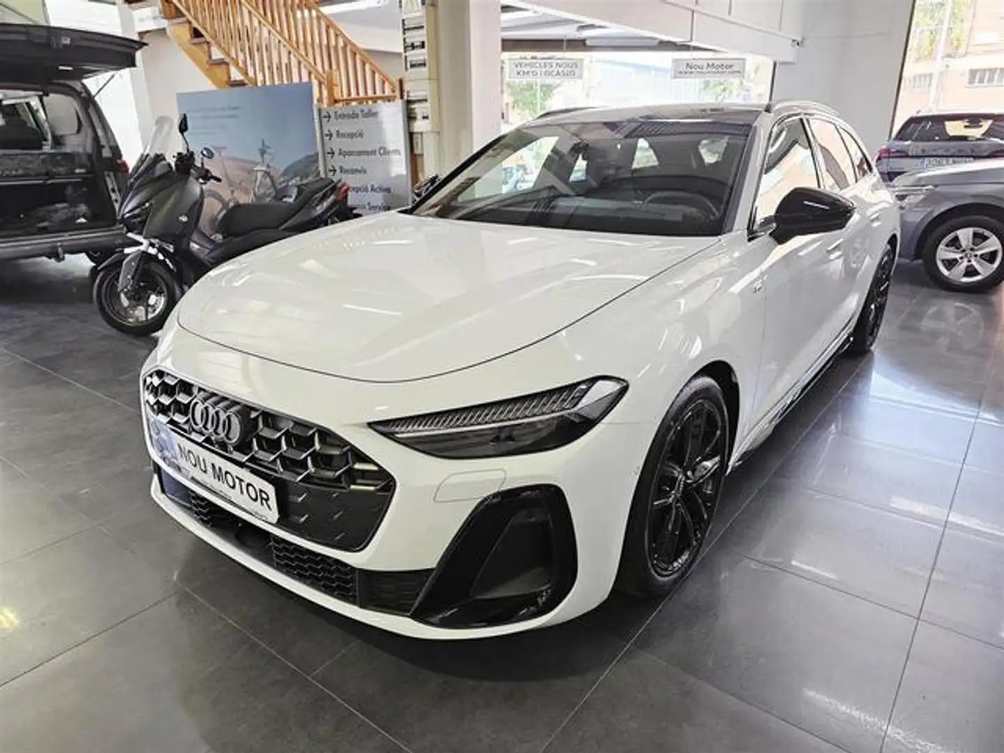 Audi A5 Avant 2.0TDI Black line quattro 204 S tronic Blanco - 1