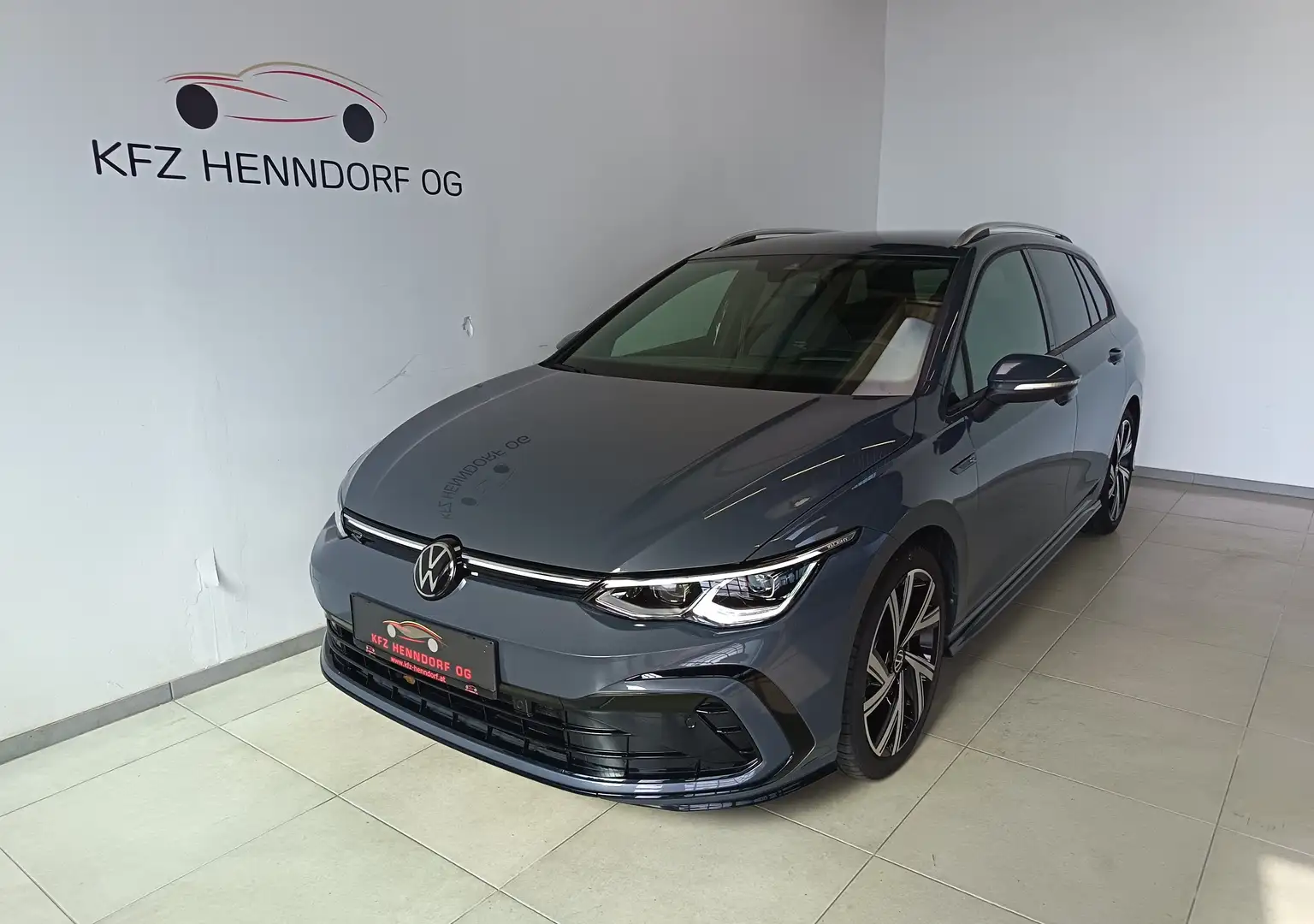 Volkswagen Golf Variant 2,0 TDI R-Line DSG 4MOTION Grau - 1