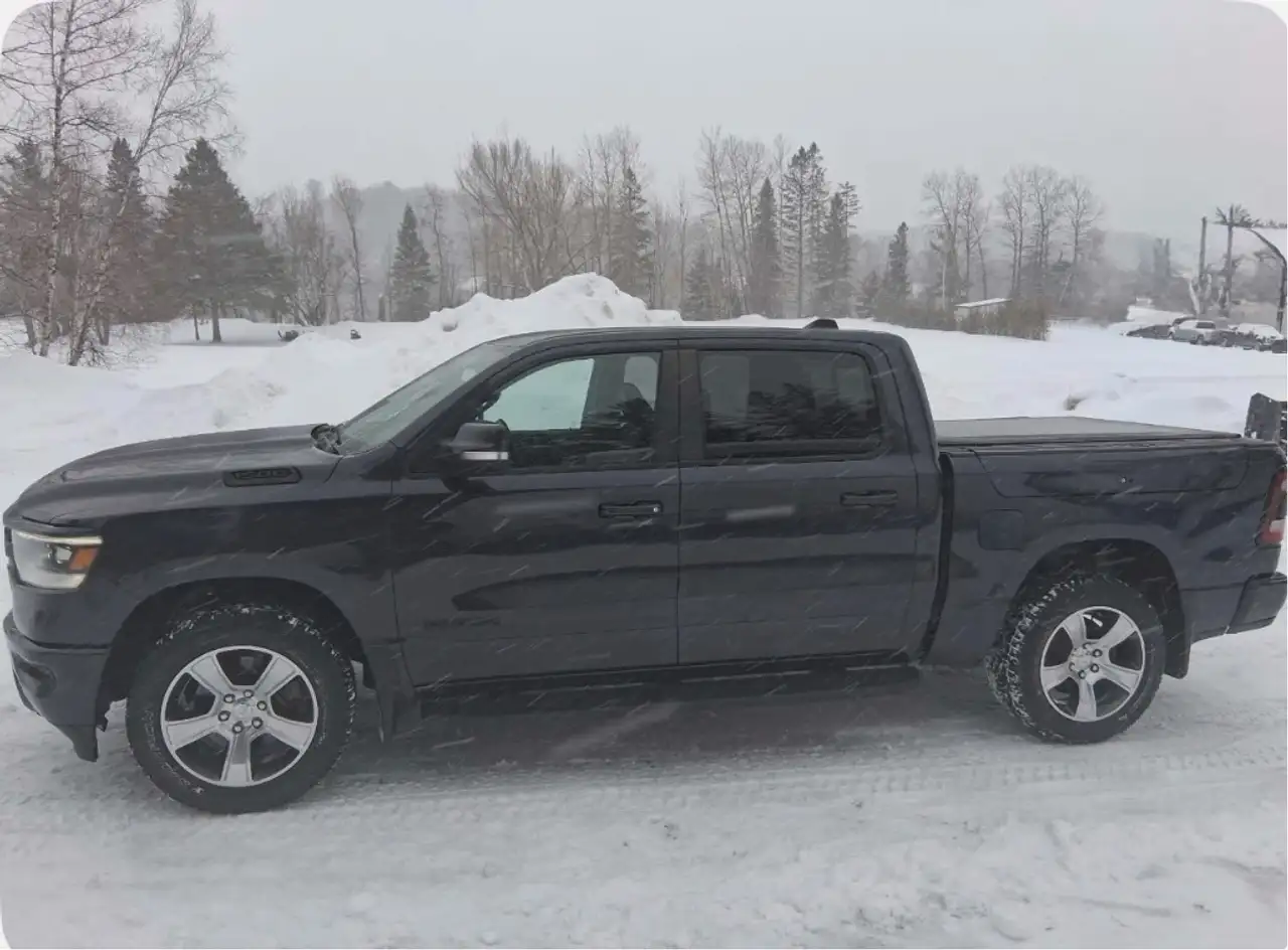 RAM 1500 снимка RAM 1500