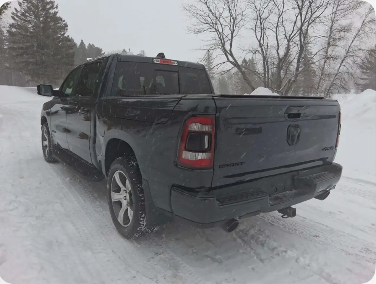 RAM 1500 снимка RAM 1500