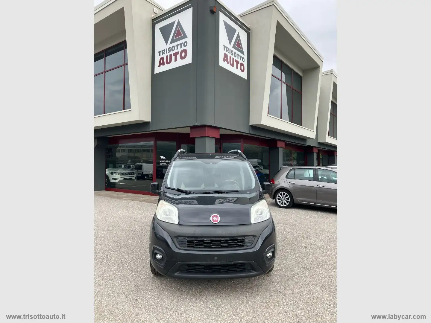 Fiat Qubo 1.4 8V 77 CV Lounge Noir - 1