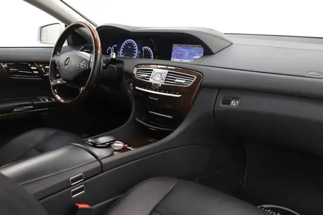 Mercedes-Benz CL view 14
