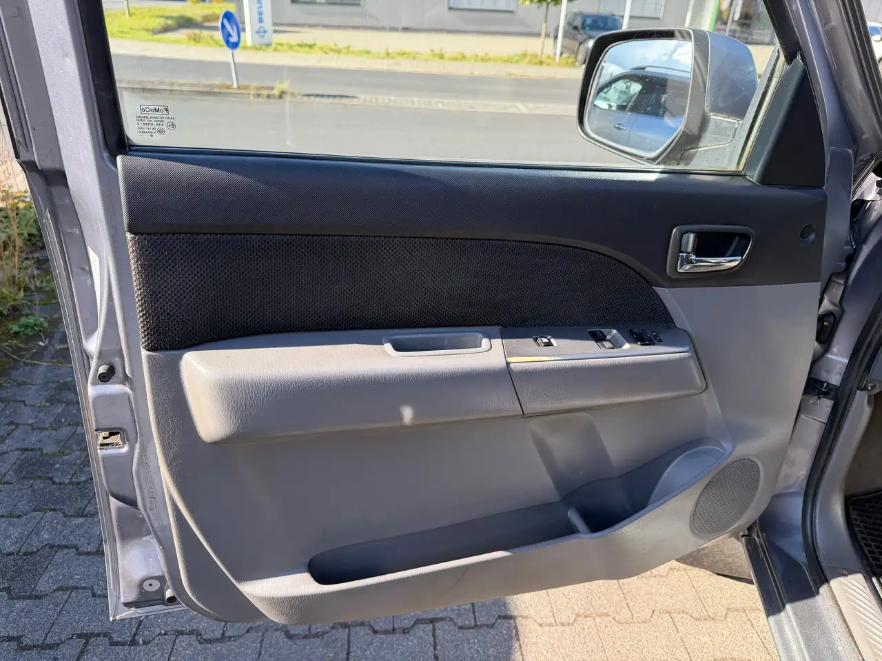 MAZDA BT-50 2.5 TURBO DIESEL 143ch 4X4 - CABINE APPROFONDIE - ATTELAGE - SIÈGES CHAUFFANTS - CLIMATISATION