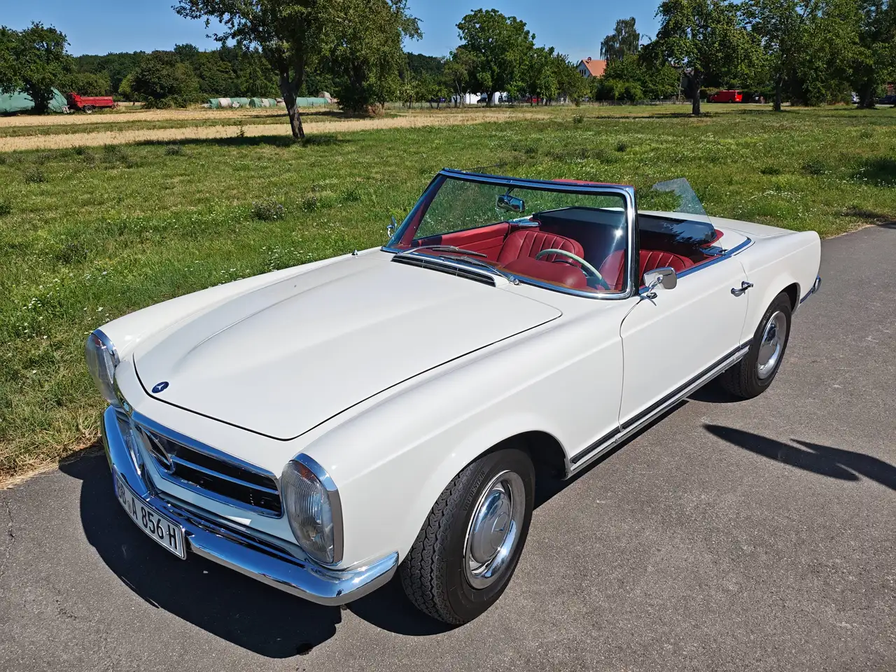 Mercedes-Benz SL 230 Pagode, foto 1