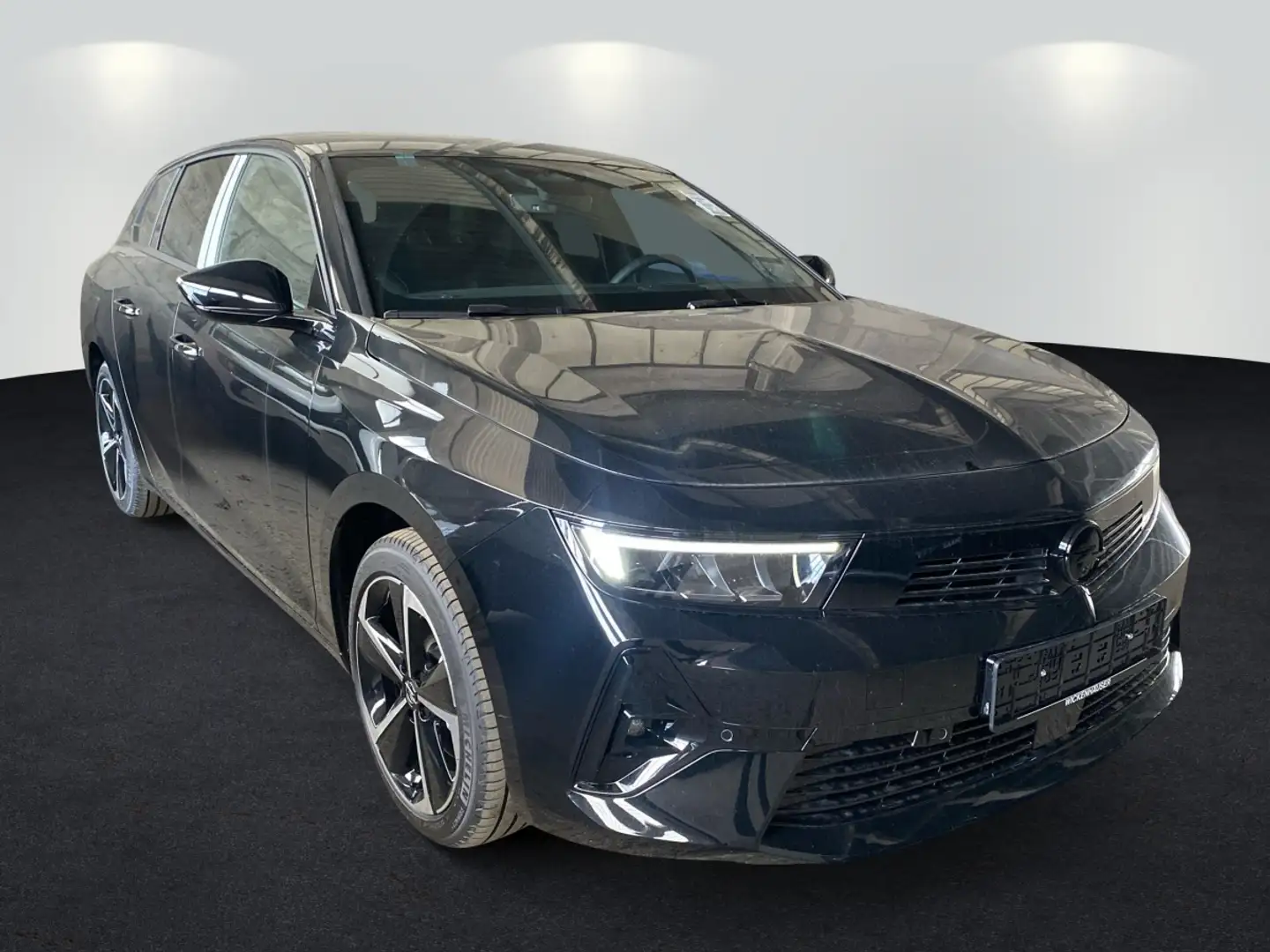 Opel Astra Sports Tourer 1.2 Turbo GS Line SD Zwart - 2