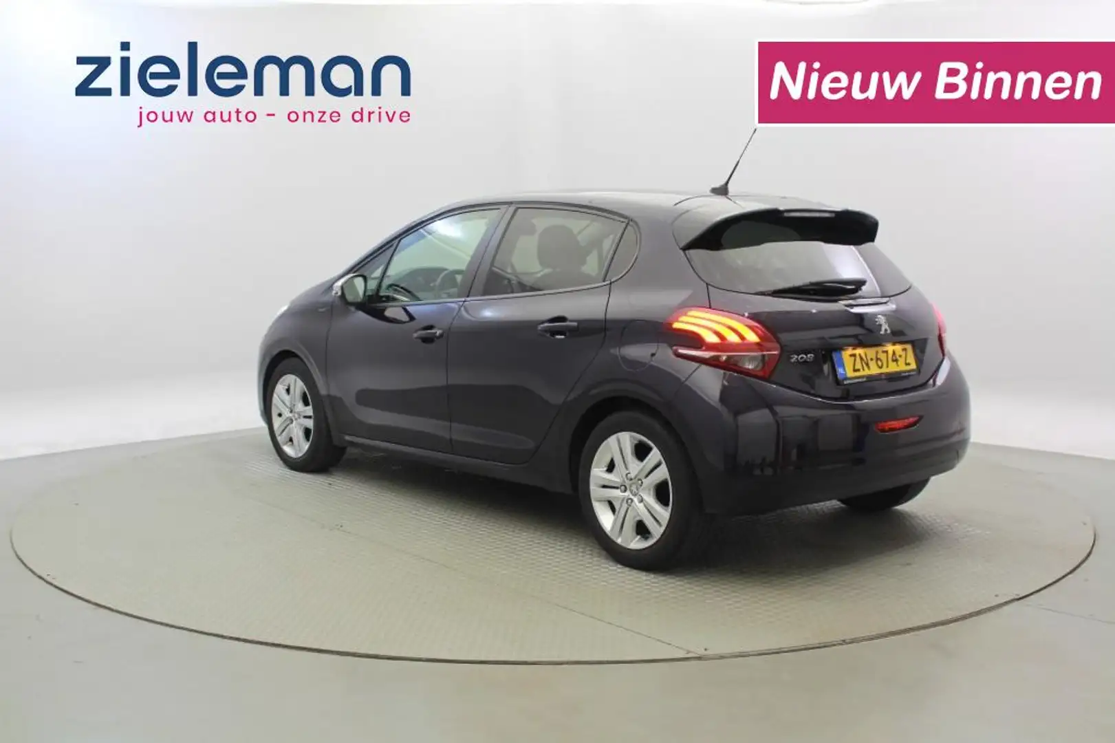 Peugeot 208 1.2 PureTech Signature - Carplay, Cruise, Airco Blauw - 2