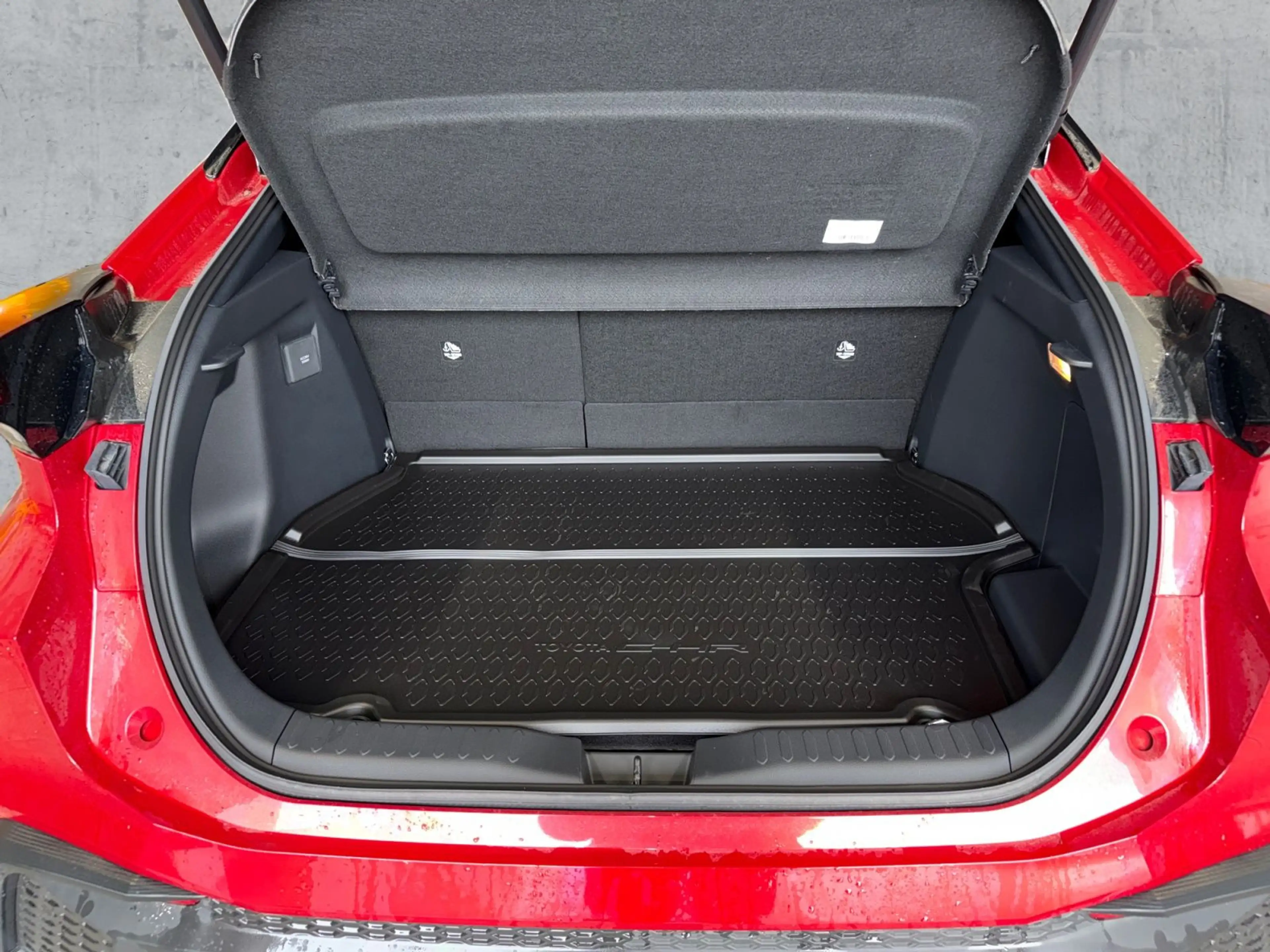 Toyota C-HR 2.0 Hybrid TEAM LED+NAVI+APP+ACC+SHZ+RFK — photo 14
