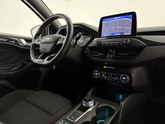 Ford Focus view 4
