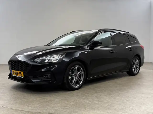 Ford Focus view 7