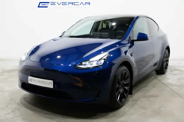 Tesla Model Y Standard Range RWD ***20"INDUCTION***