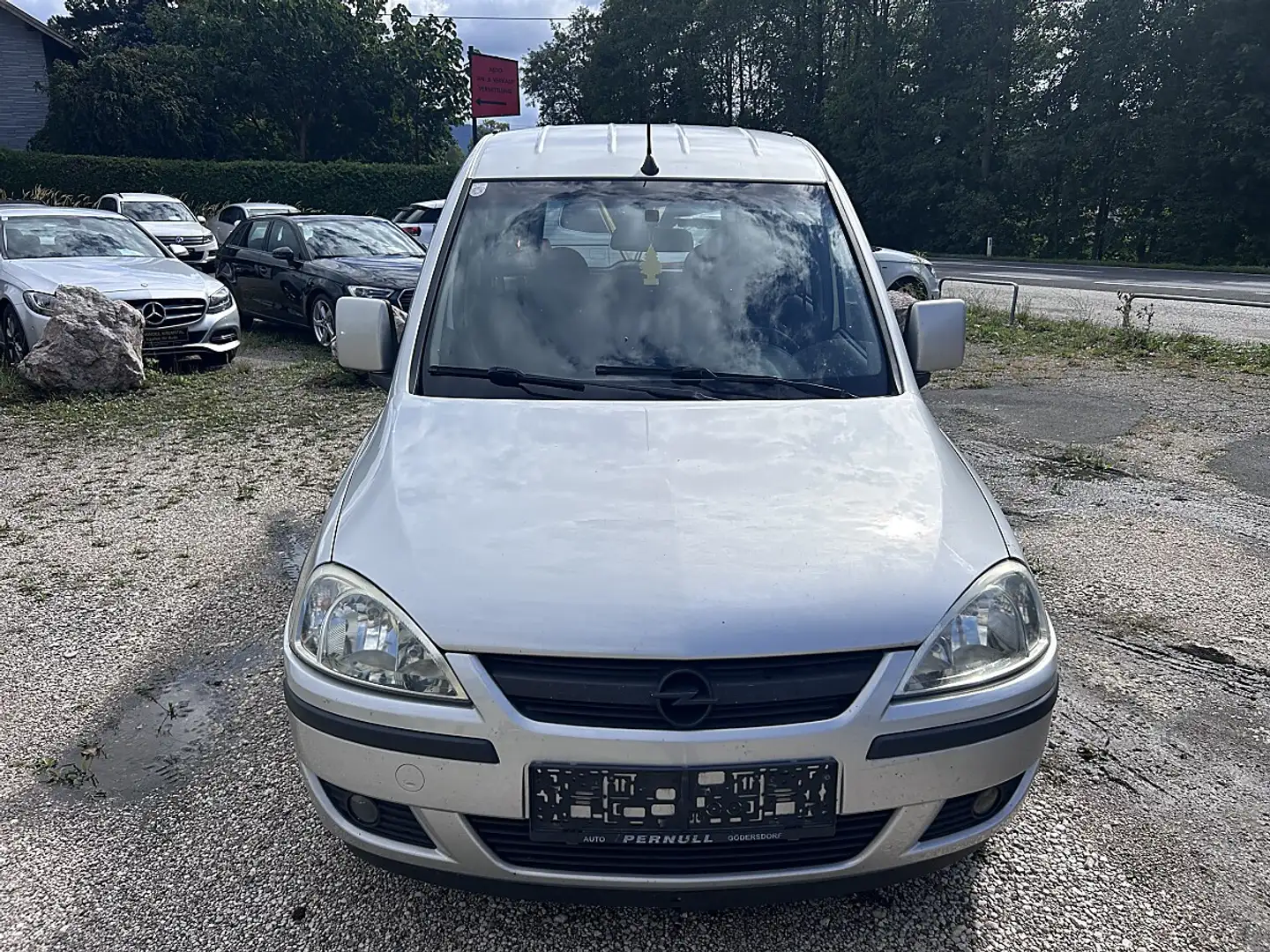 Opel Combo Silber - 2