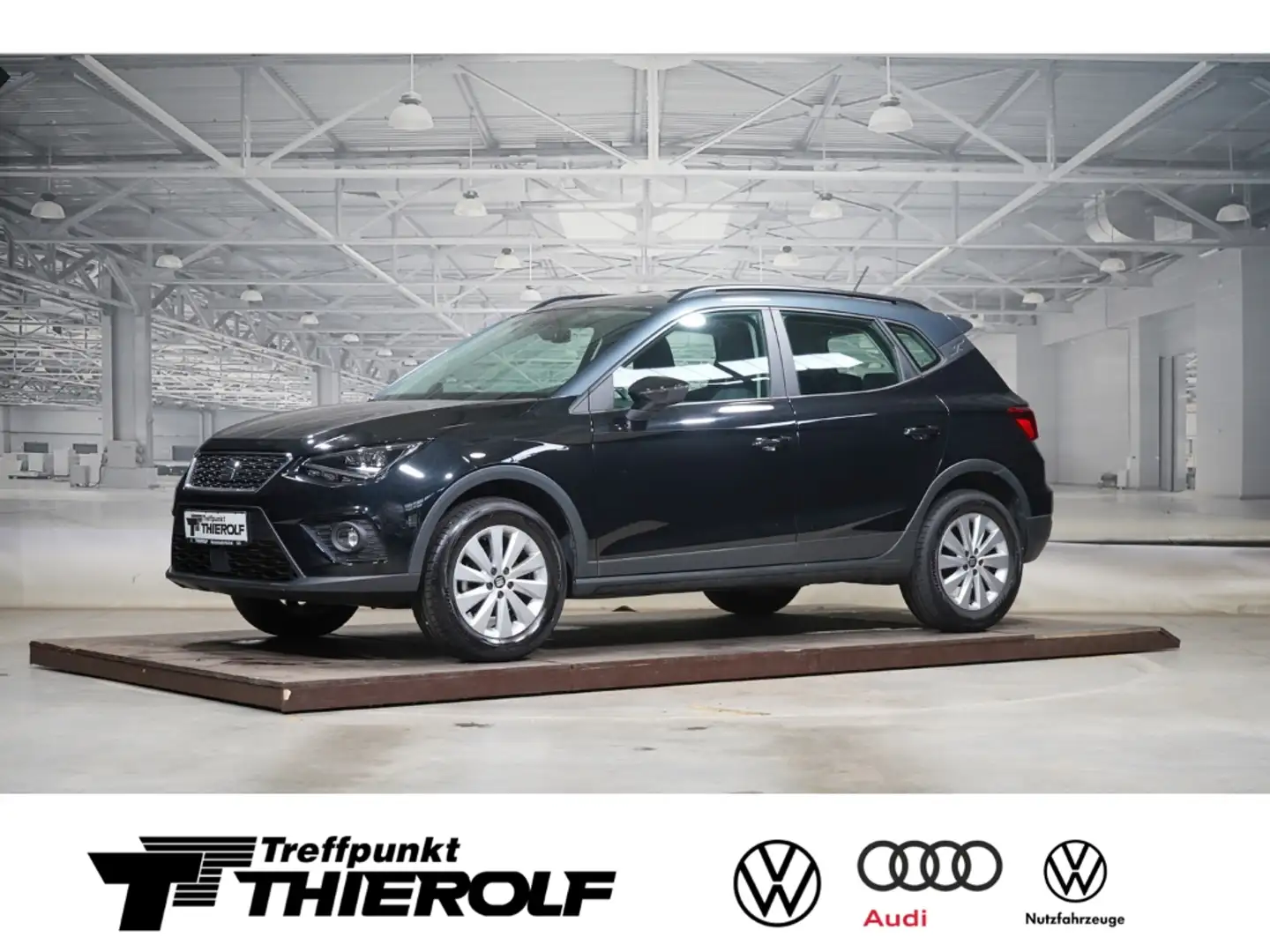SEAT Arona 1.0 TSI DSG Style LED NAVI AHK Schwarz - 1