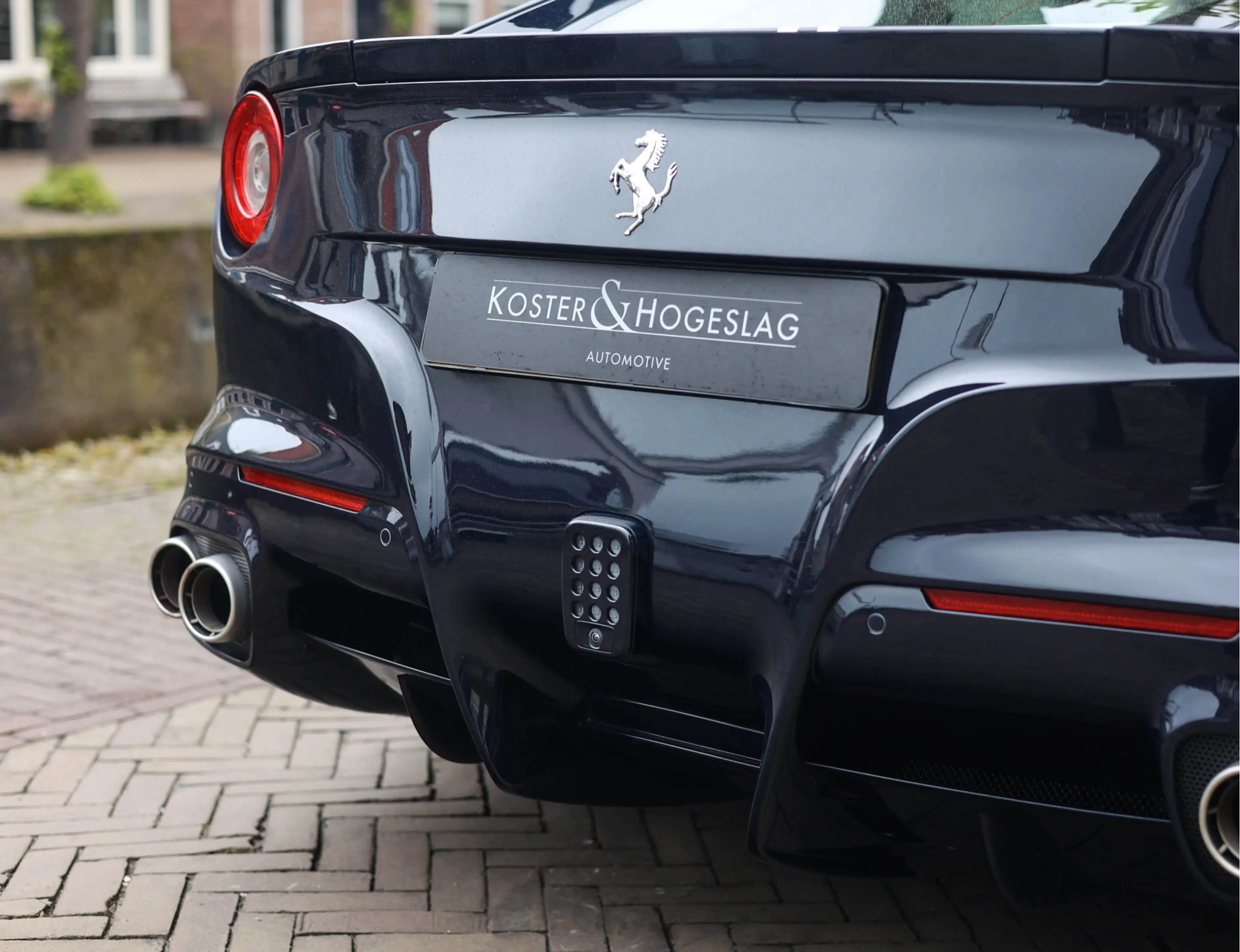 Ferrari F12 6.3 Berlinetta HELE | Tailor Made - Blu Pozzi - Hi — photo 22