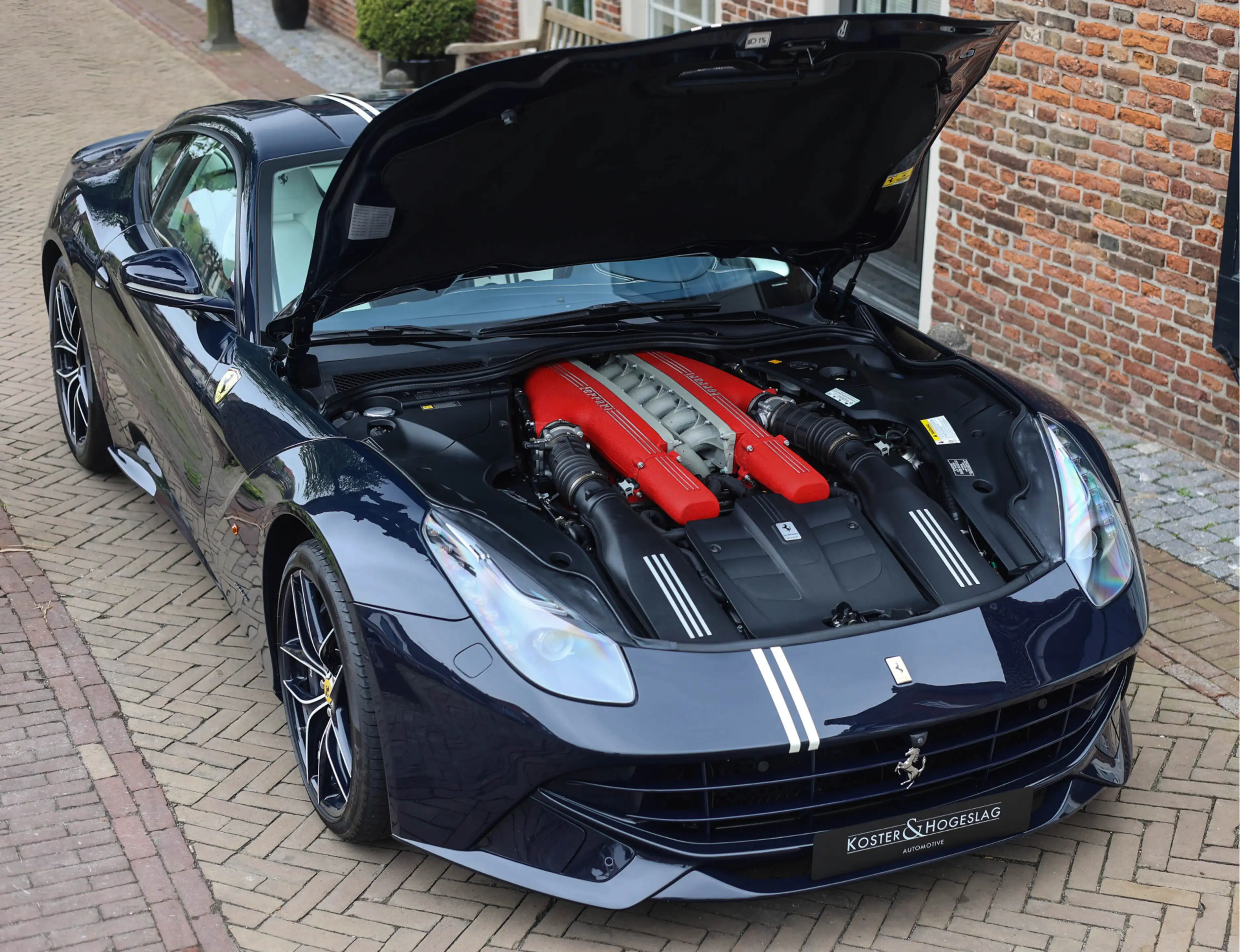 Ferrari F12 6.3 Berlinetta HELE | Tailor Made - Blu Pozzi - Hi — photo 14