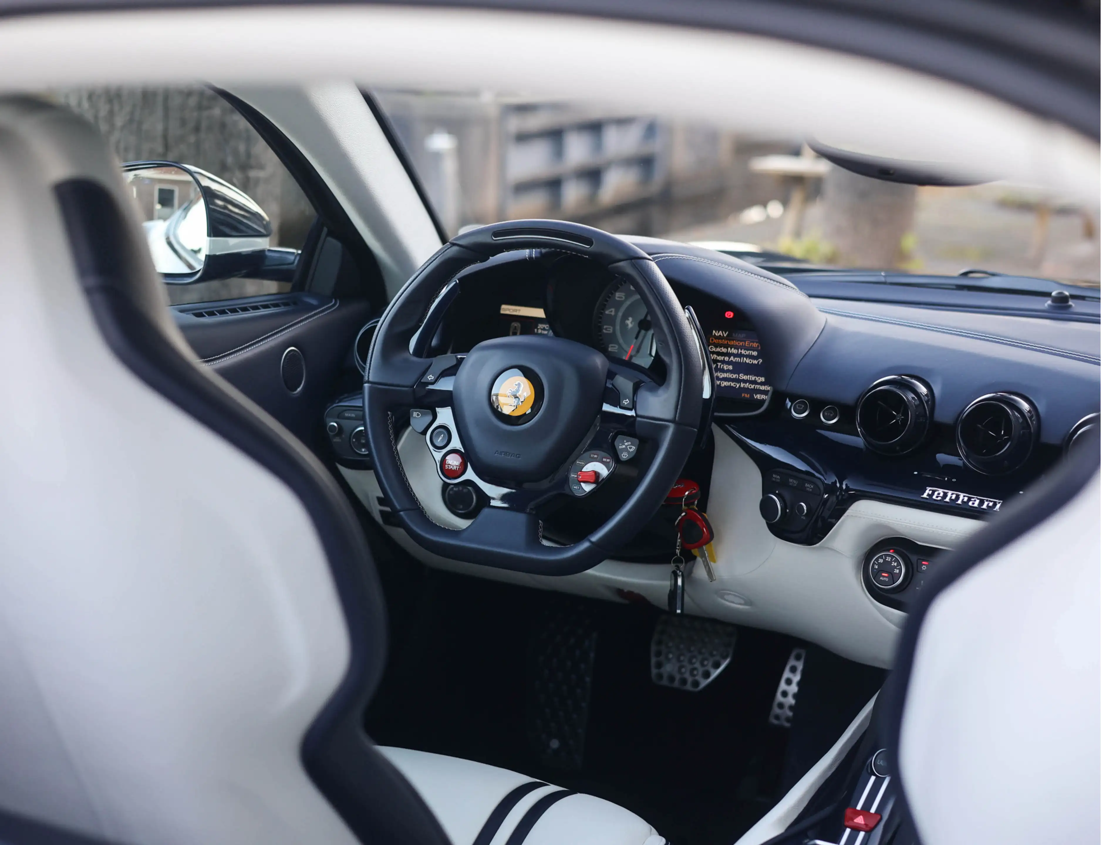 Ferrari F12 6.3 Berlinetta HELE | Tailor Made - Blu Pozzi - Hi — photo 29