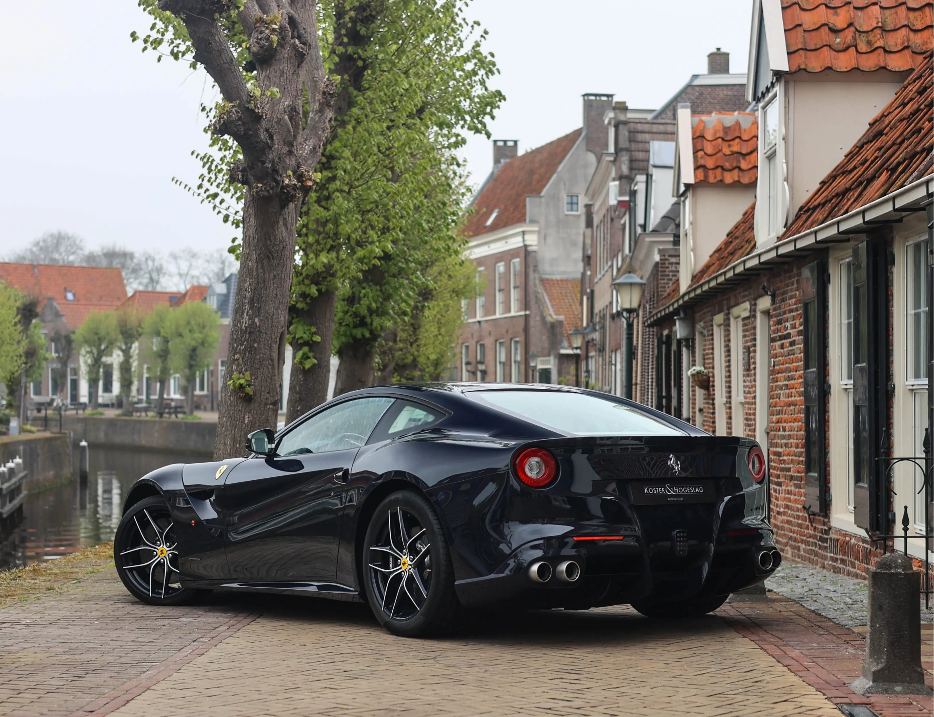 Ferrari F12 6.3 Berlinetta HELE | Tailor Made - Blu Pozzi - Hi — photo 2