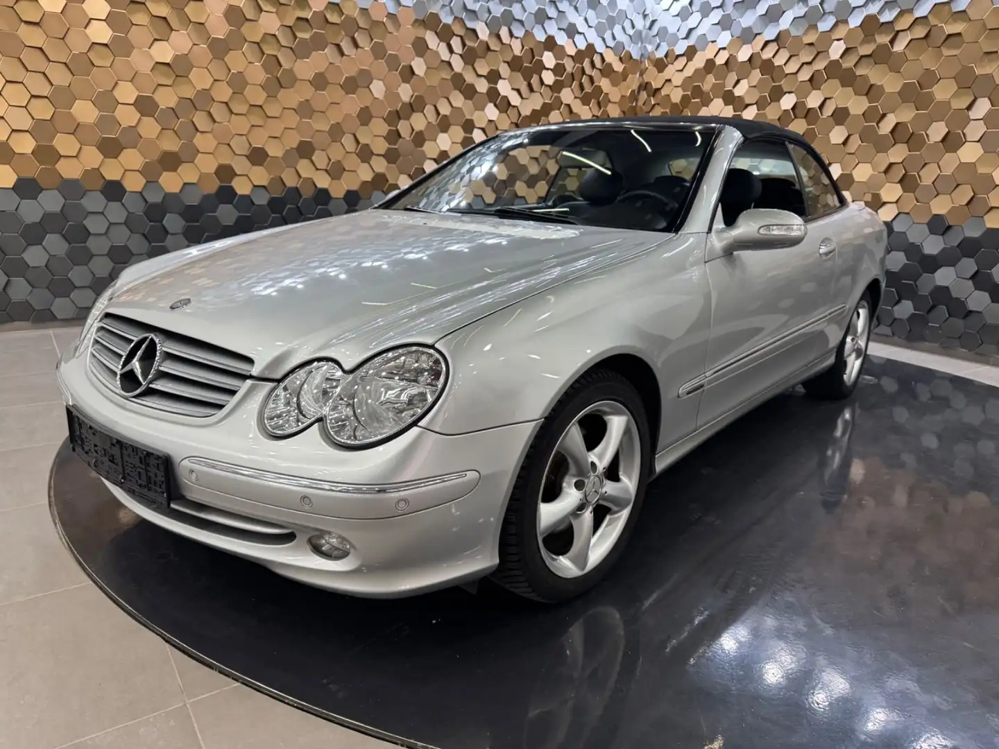 Mercedes-Benz CLK 320 Cabrio *V6*Navi*2xPDC*Scheckheftgepflegt Silber - 1