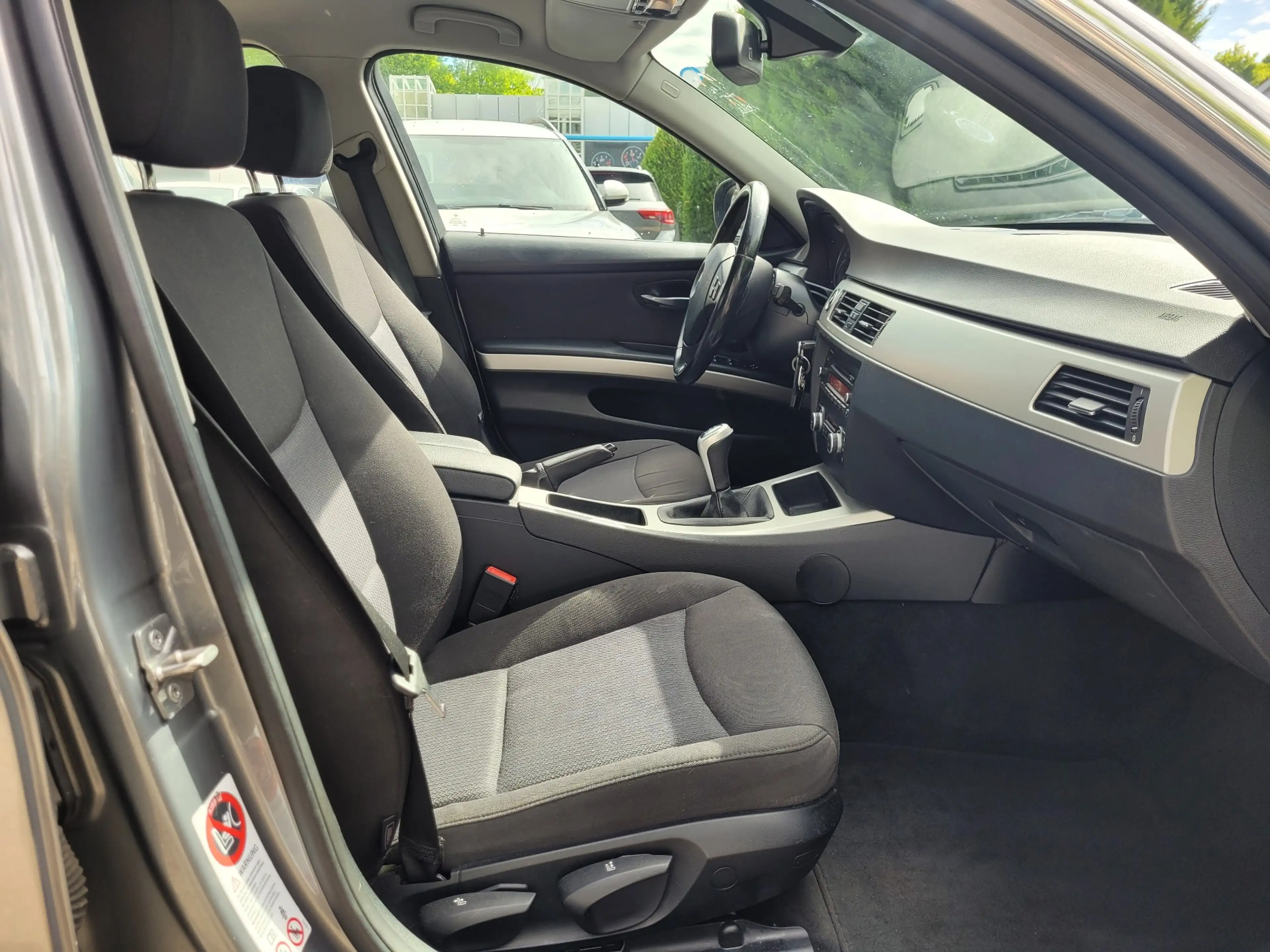BMW 325 325d *Klimaautomatik/Euro 5/Limousine* — photo 14