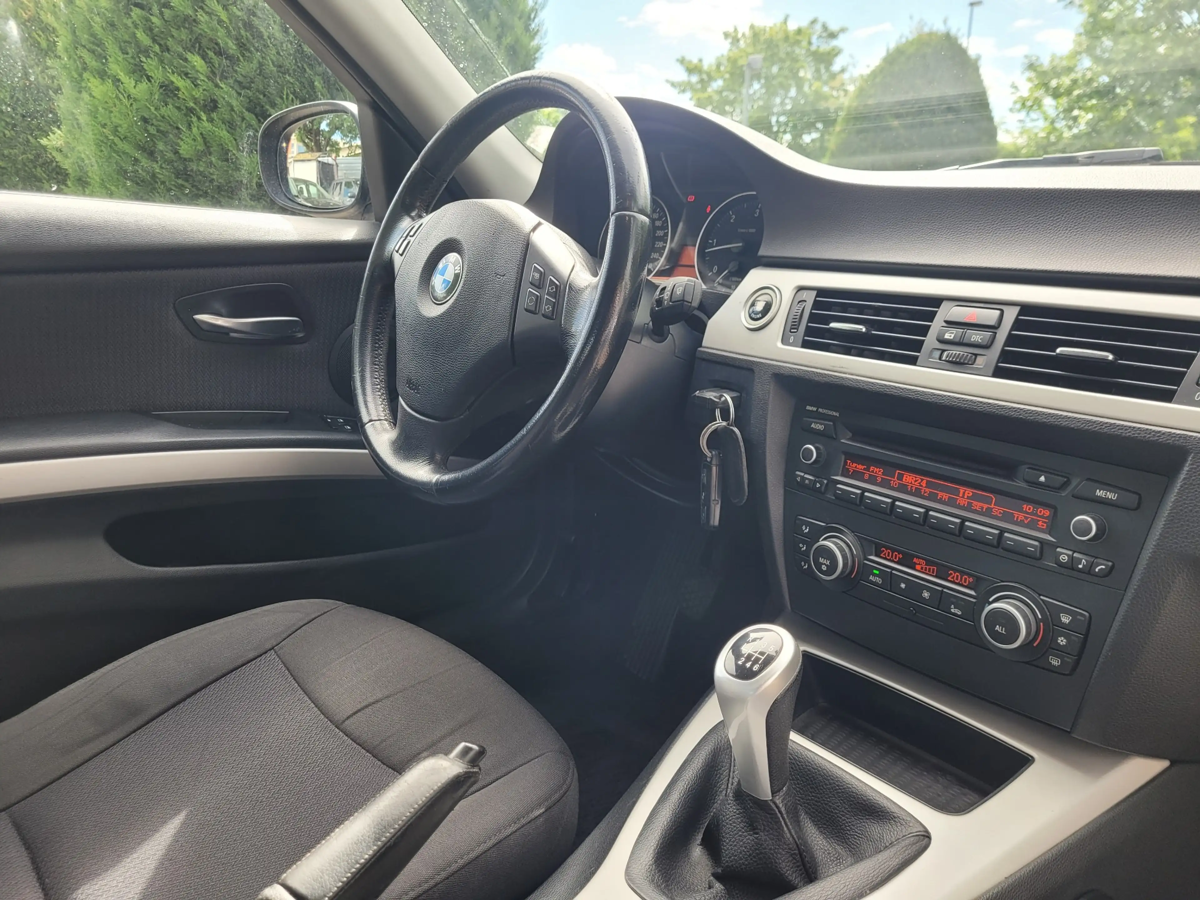 BMW 325 325d *Klimaautomatik/Euro 5/Limousine* — photo 15