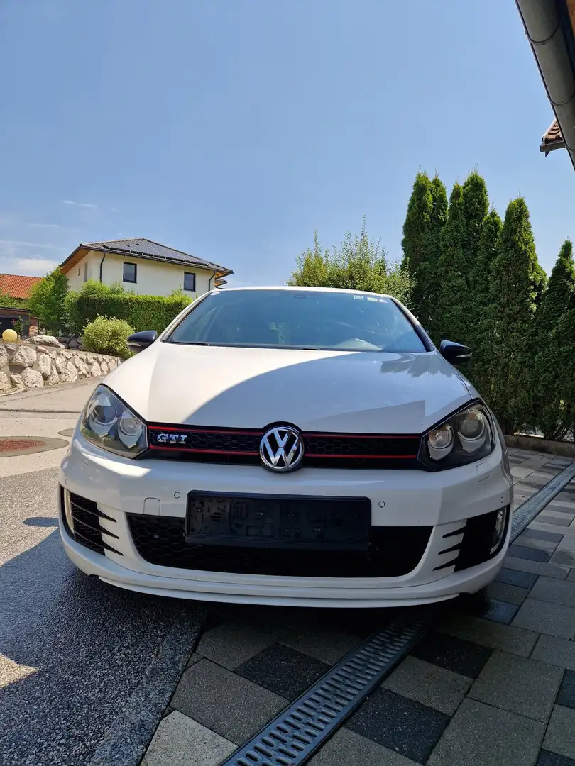 Volkswagen Golf GTI 2,0 Weiß - 1