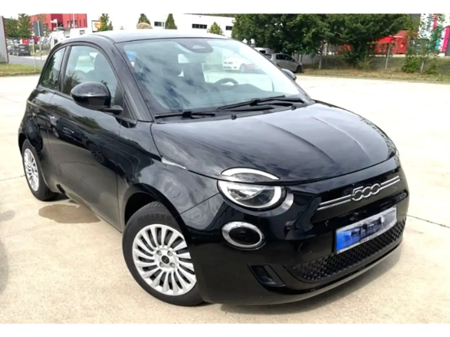 Fiat 500e e Neuer Action Automatik MJ22 One Pedal Drive Schwarz - 2