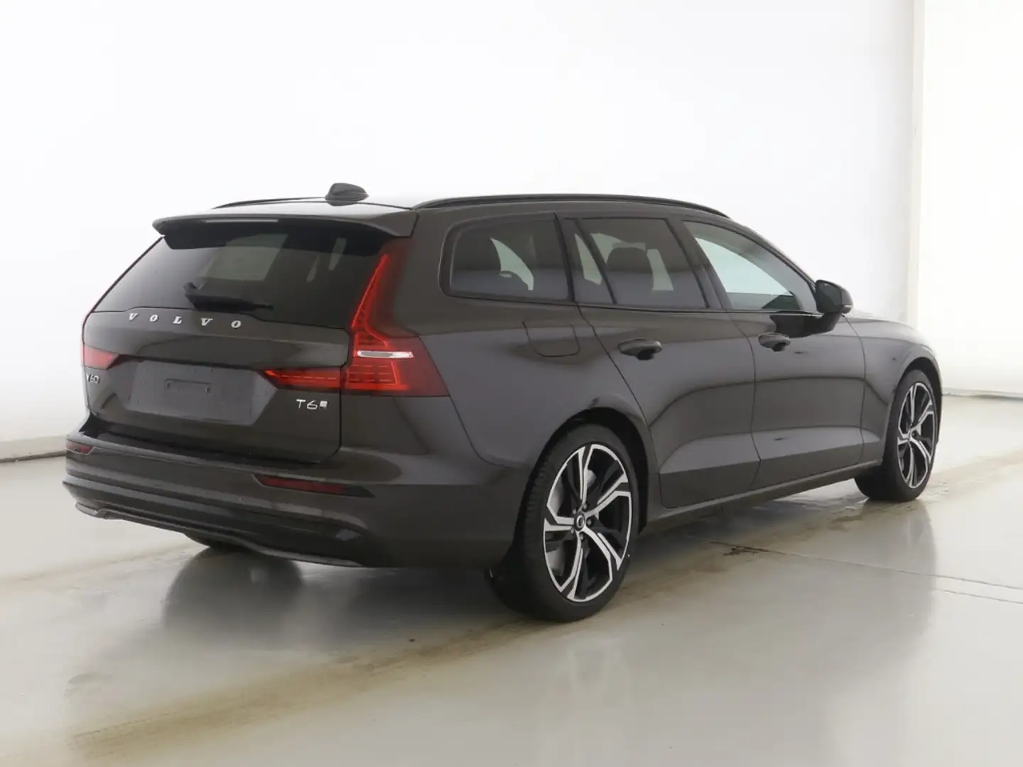 Volvo V60 Kombi Plus Dark Recharge Plug-In Hybrid AWD StandH Grau - 2