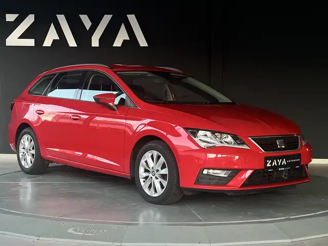 SEAT Leon 1.6 TDI Style*AHK*LED*KLIMA*