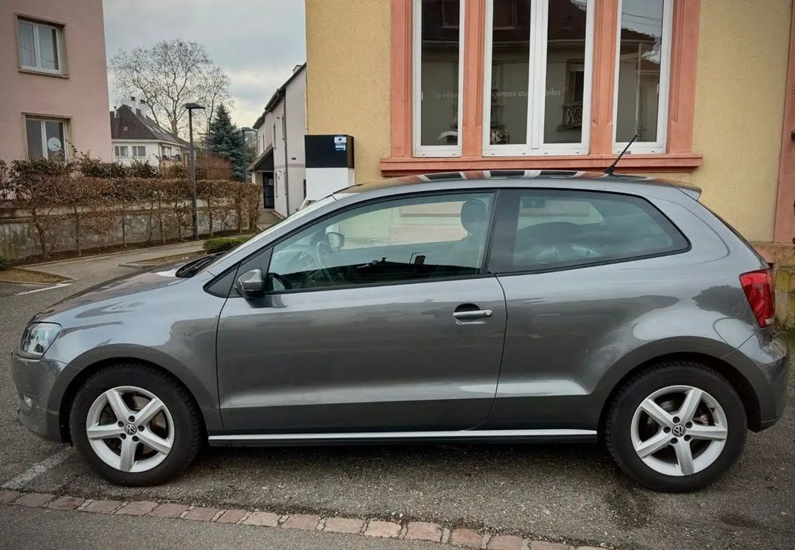 Volkswagen Polo 1.2 tsi 105 highline dsg7 bva garantie 6 mois Gris - 2