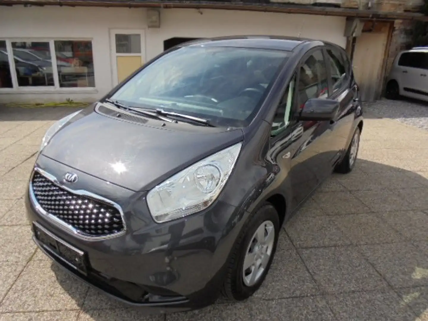 Kia Venga Venga 1,4 CVVT Grau - 1