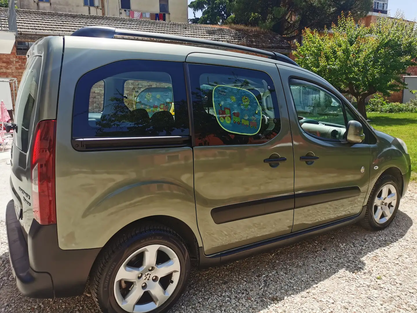 Peugeot Partner Partner Tepee 1.6 hdi Outdoor 112cv E5 Green - 2