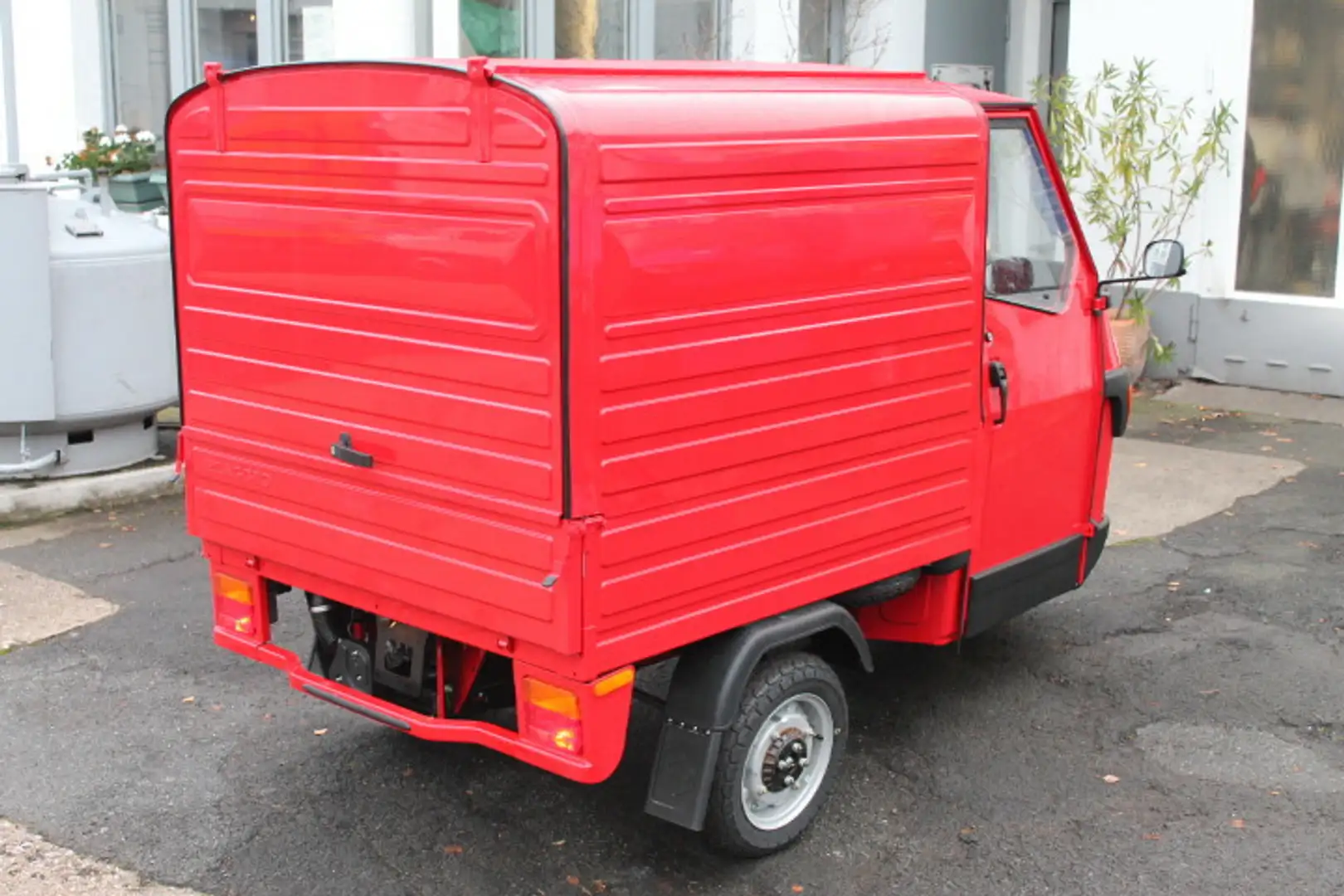 Piaggio Ape 50 Kasten LED SOFORT !! Rojo - 2