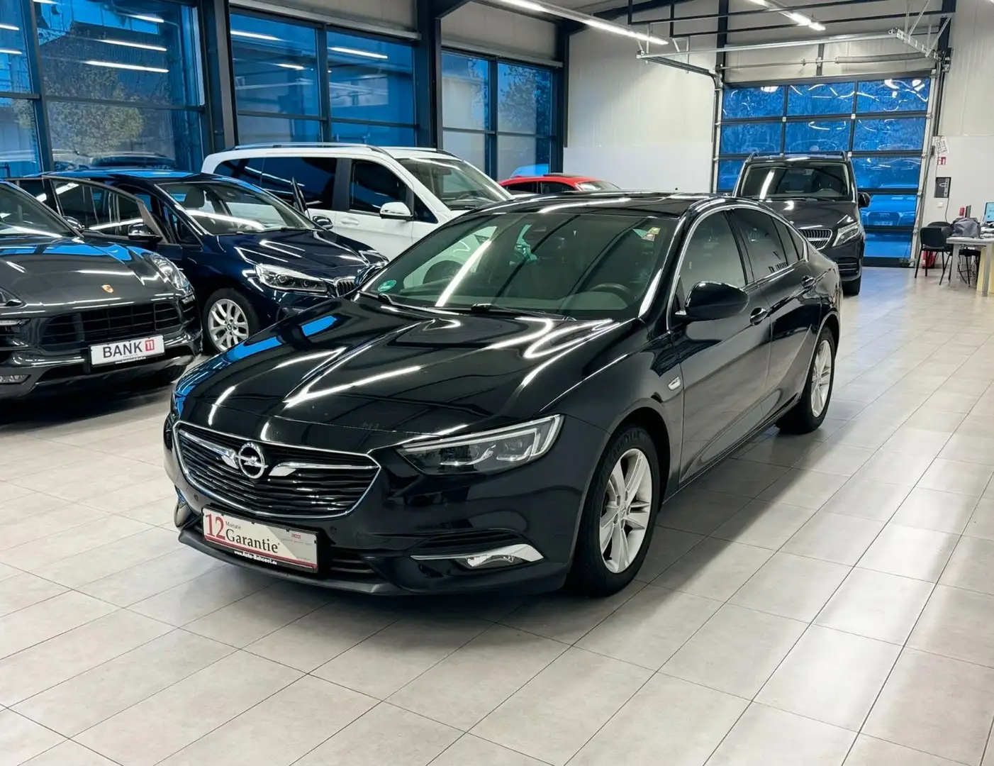 Opel Insignia 1,5 SIDI B Grand Sport*AHK*Automatik* Schwarz - 1