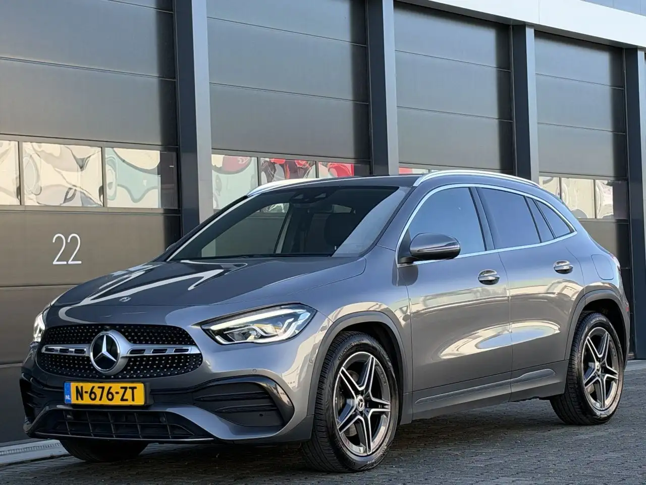 Mercedes-Benz GLA 220