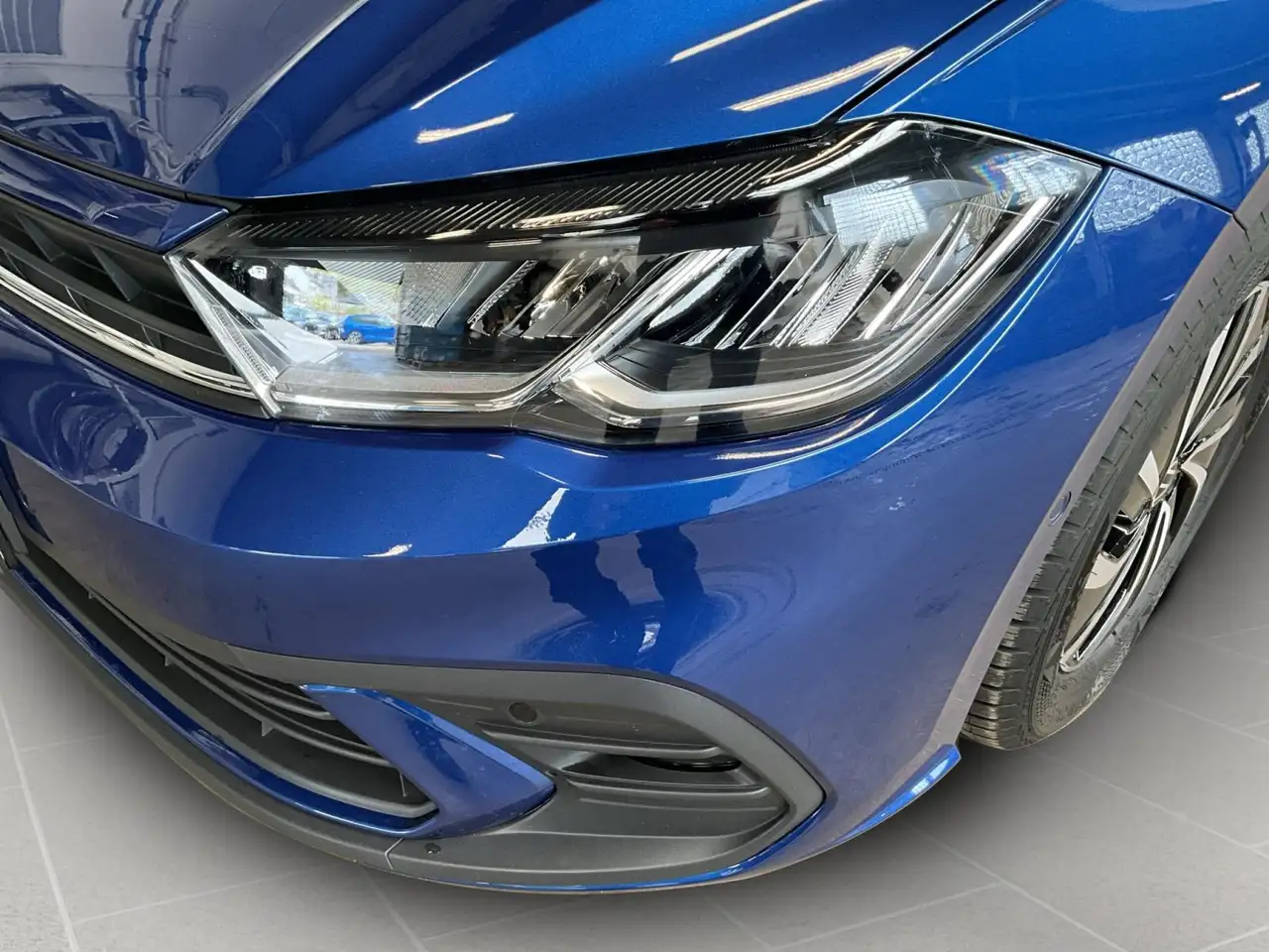 Volkswagen Polo Life+BVM+LED+CarPlay 17