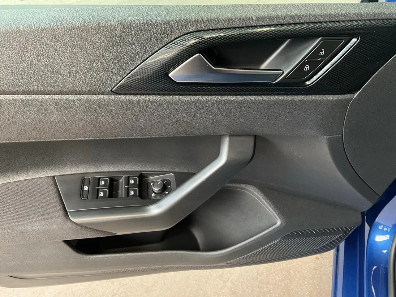 Volkswagen Polo Life+BVM+LED+CarPlay 14