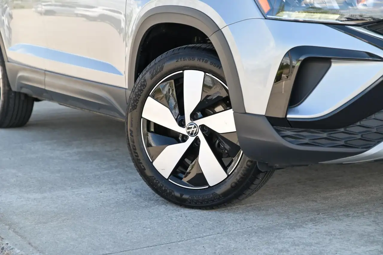Volkswagen Taos снимка Volkswagen Taos