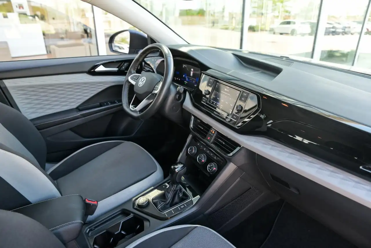 Volkswagen Taos снимка Volkswagen Taos