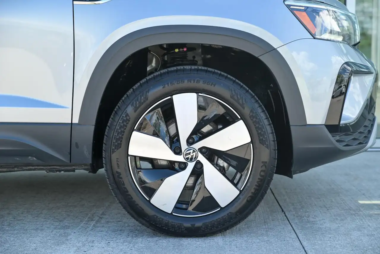 Volkswagen Taos снимка Volkswagen Taos