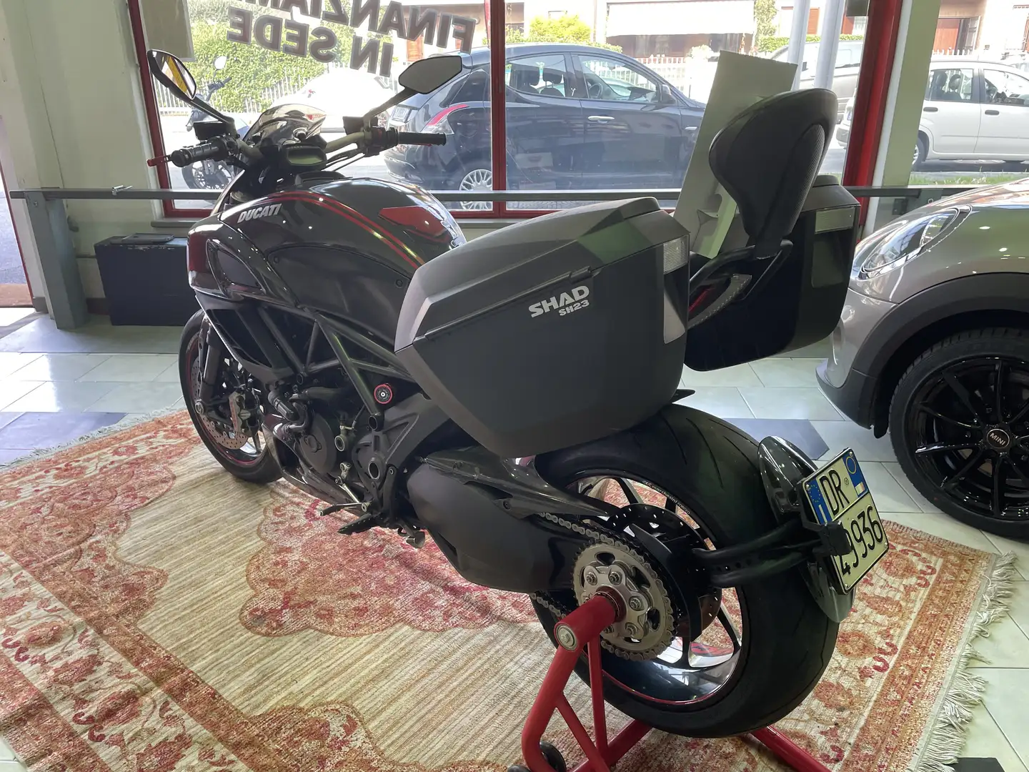 Ducati Diavel 1200 Grigio - 1