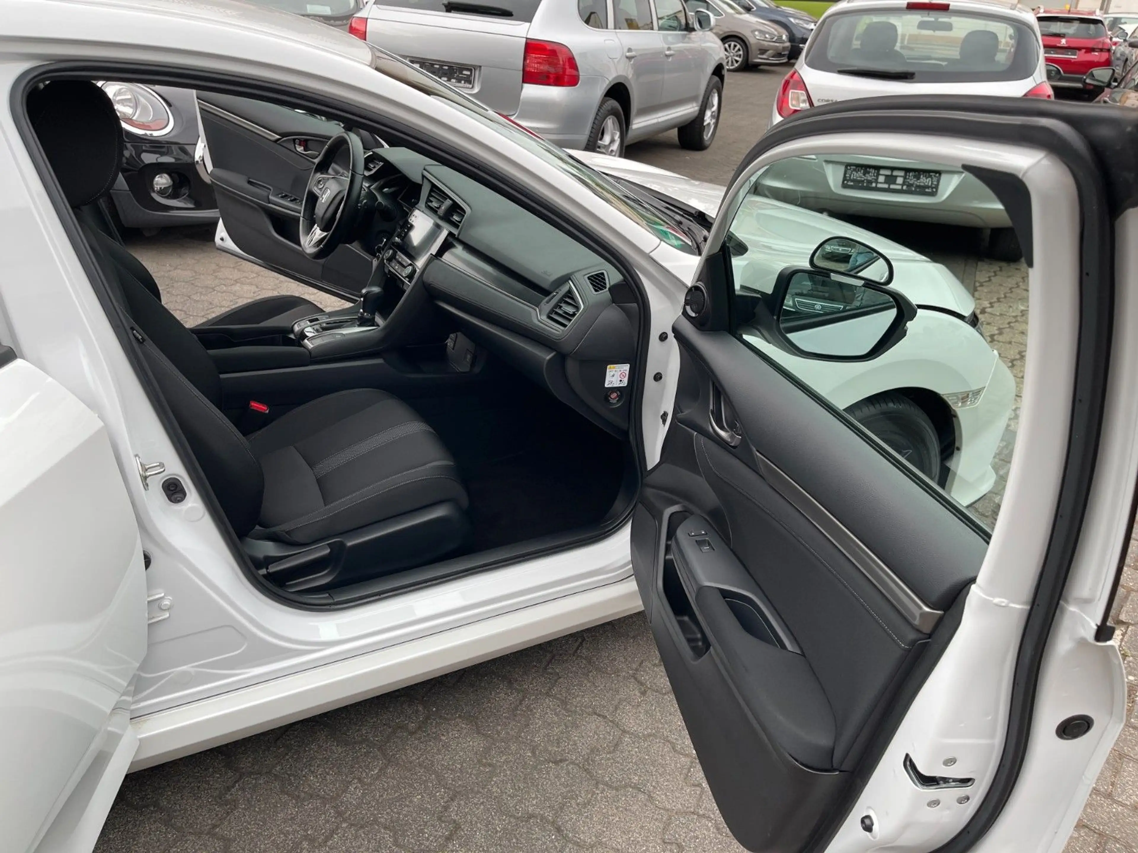 Honda Civic Lim. 5-trg. Elegance Automatik — photo 7