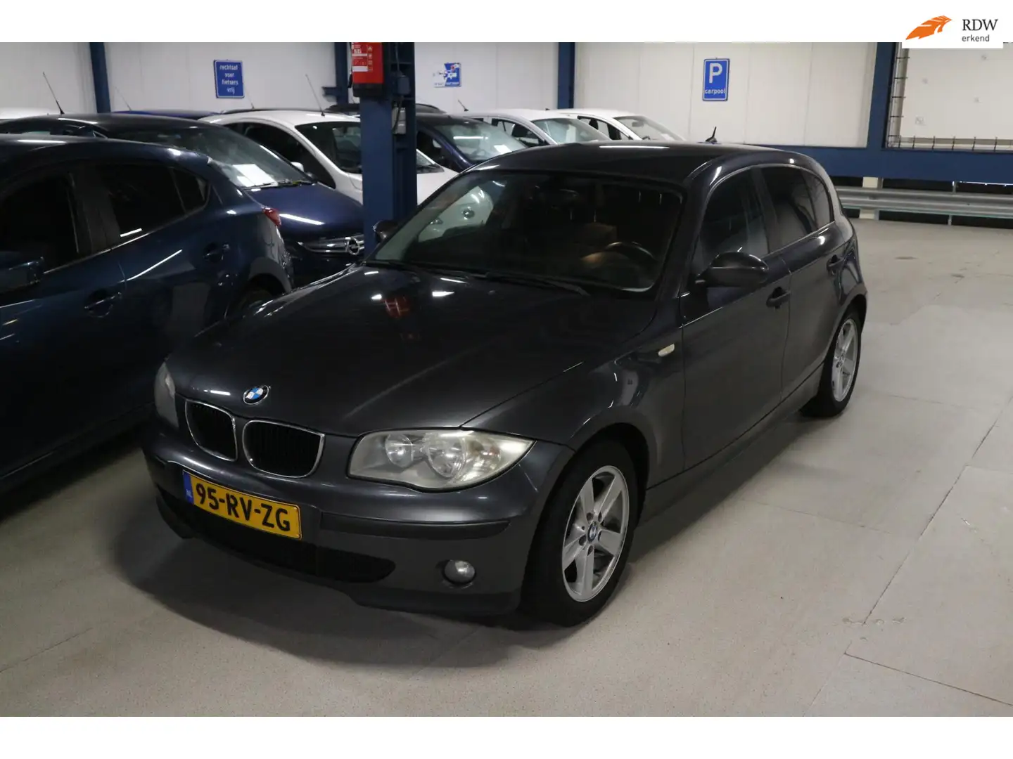 BMW 116 1-serie 116i / NAP / APK 6 2026 / LEES TEKST ! Gris - 1