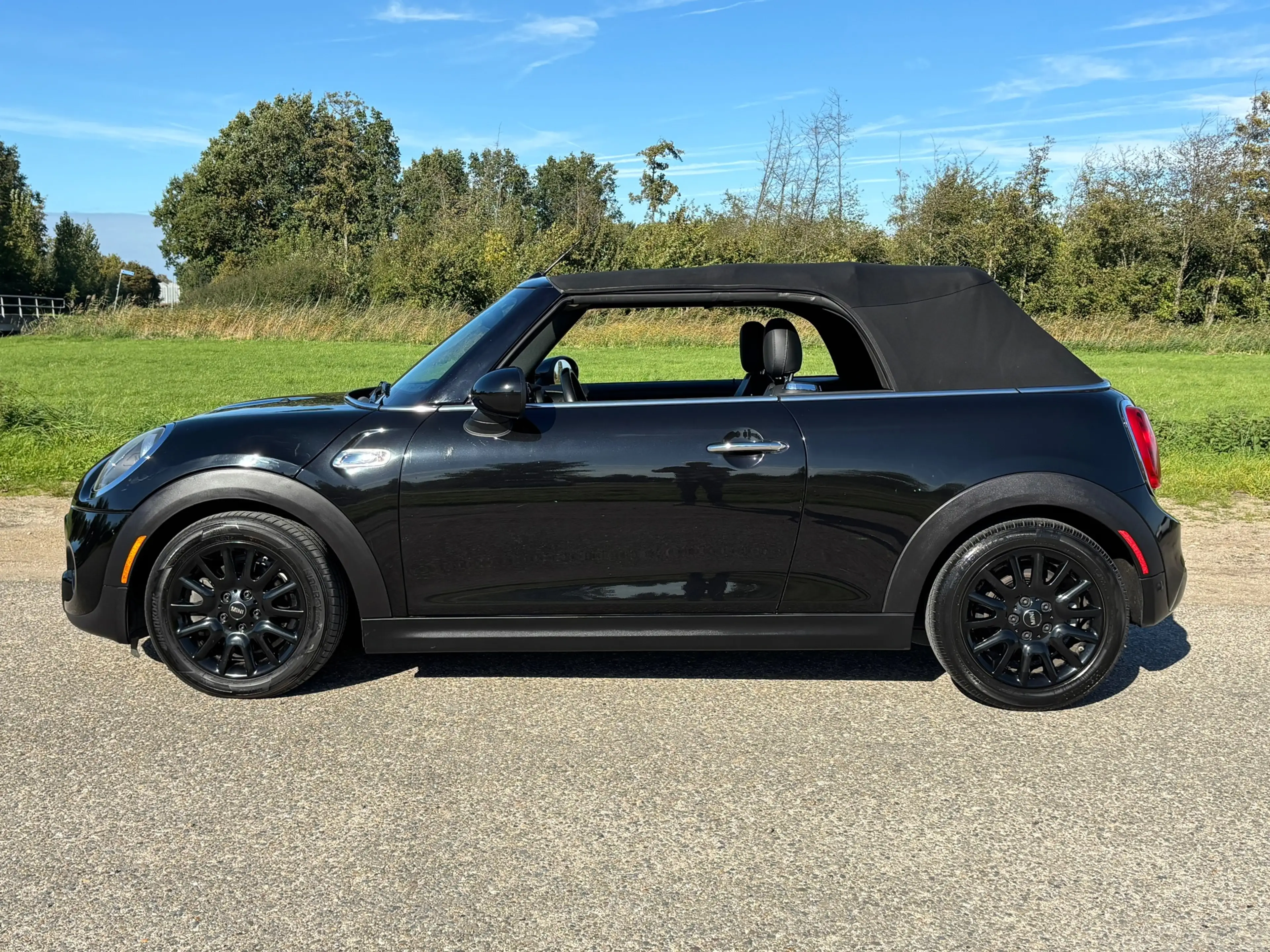MINI Cooper S Cabrio 2.0 Chili Serious Business Aut/Leder/Camera — photo 12