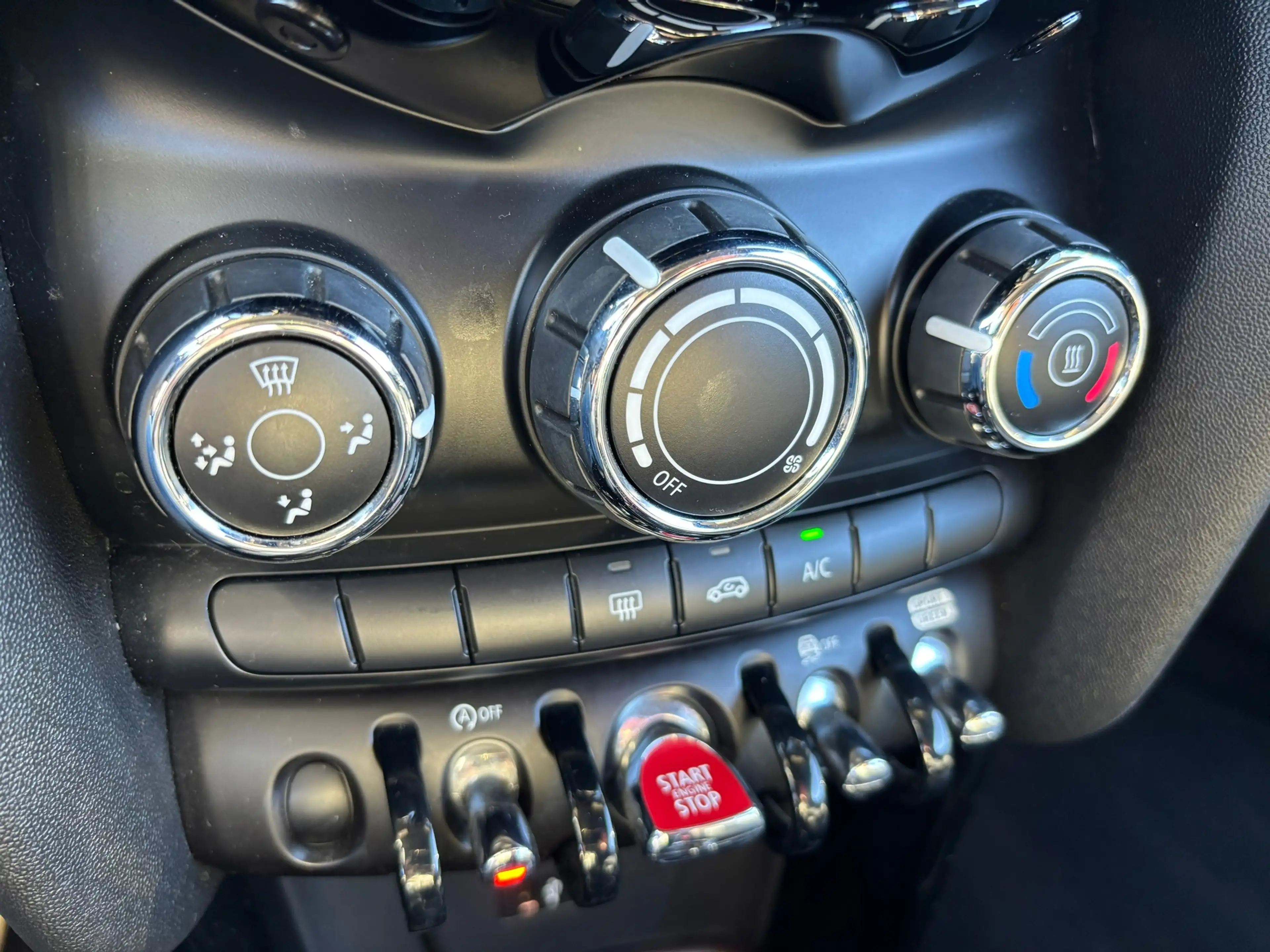 MINI Cooper S Cabrio 2.0 Chili Serious Business Aut/Leder/Camera — photo 14