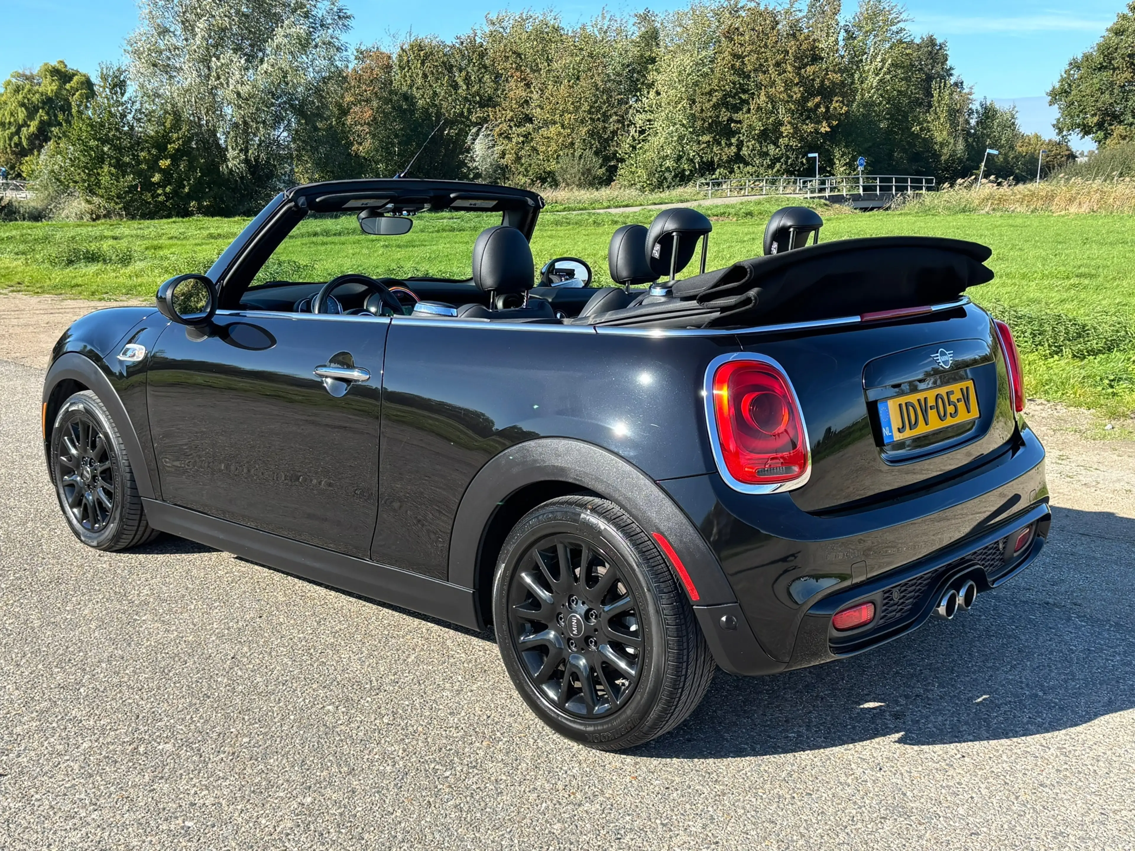 MINI Cooper S Cabrio 2.0 Chili Serious Business Aut/Leder/Camera — photo 7