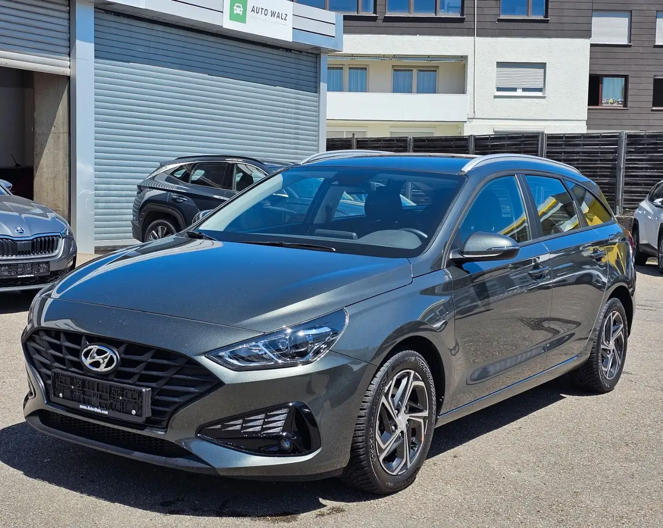 Hyundai i30 cw 1,0 T-GDI Comfort Grau - 2