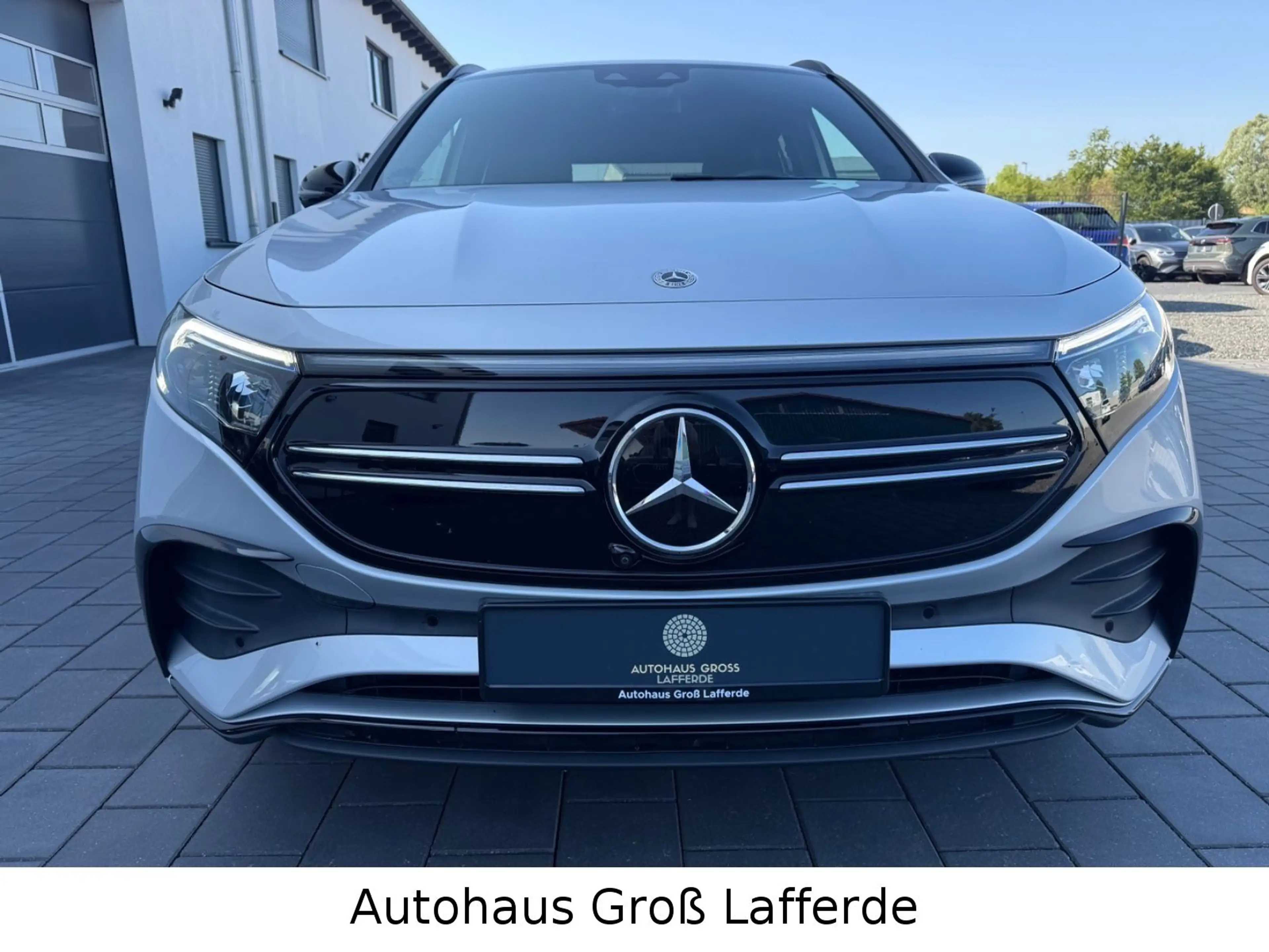 Mercedes-Benz EQA 250 AMG Line SHZ 360 Kam Navi — photo 2