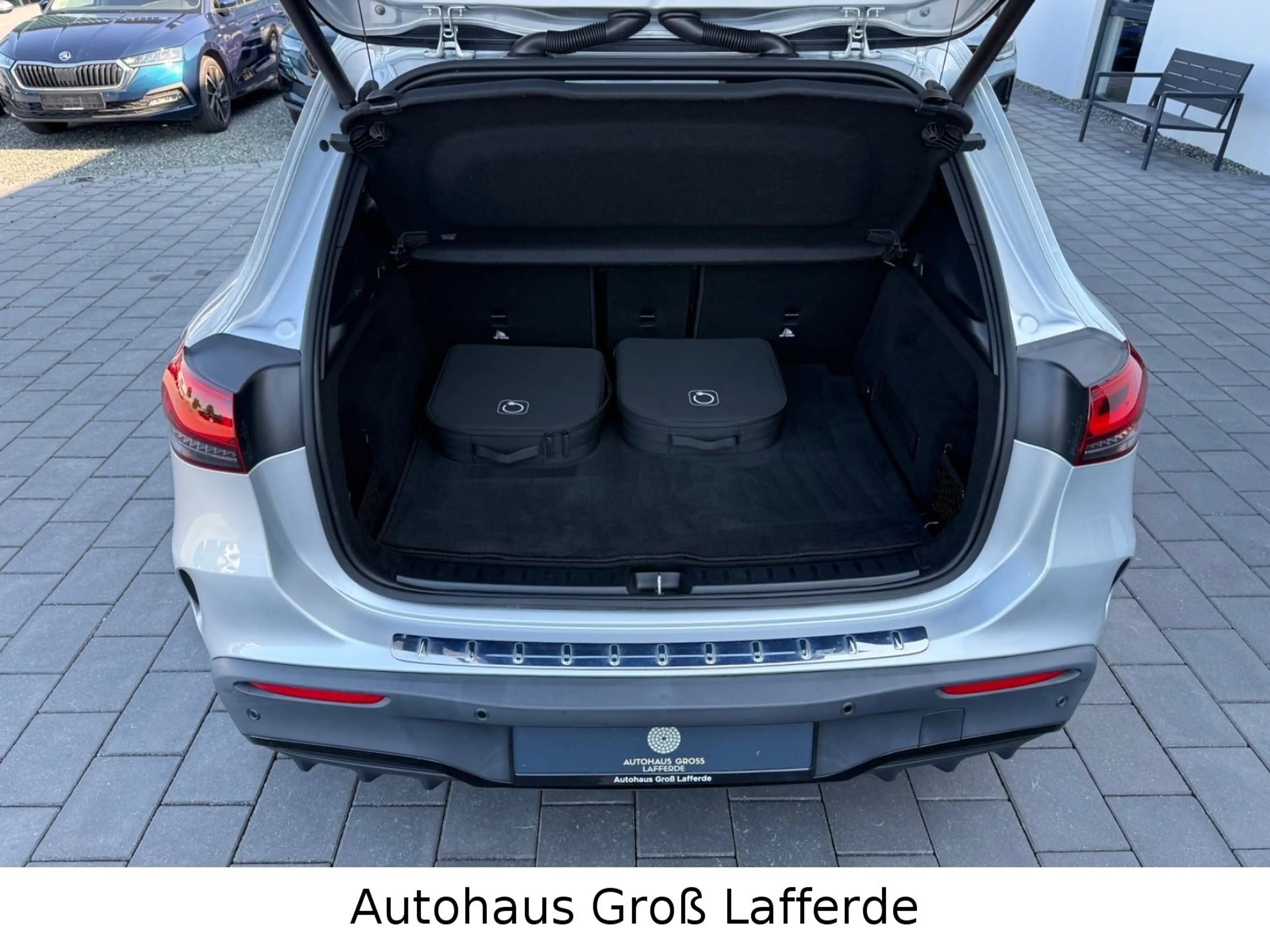 Mercedes-Benz EQA 250 AMG Line SHZ 360 Kam Navi — photo 8