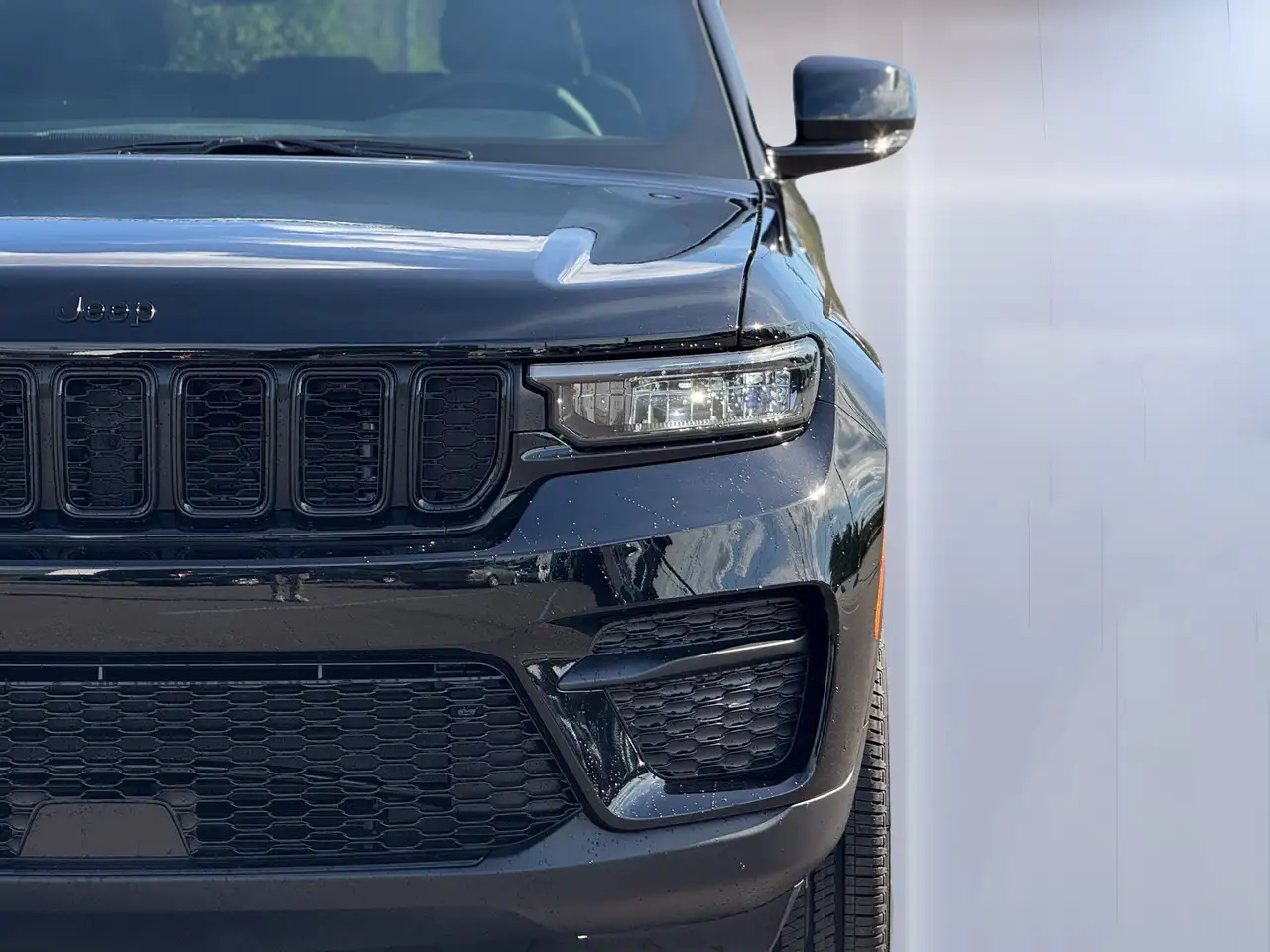 Jeep Grand Cherokee снимка Jeep Grand Cherokee