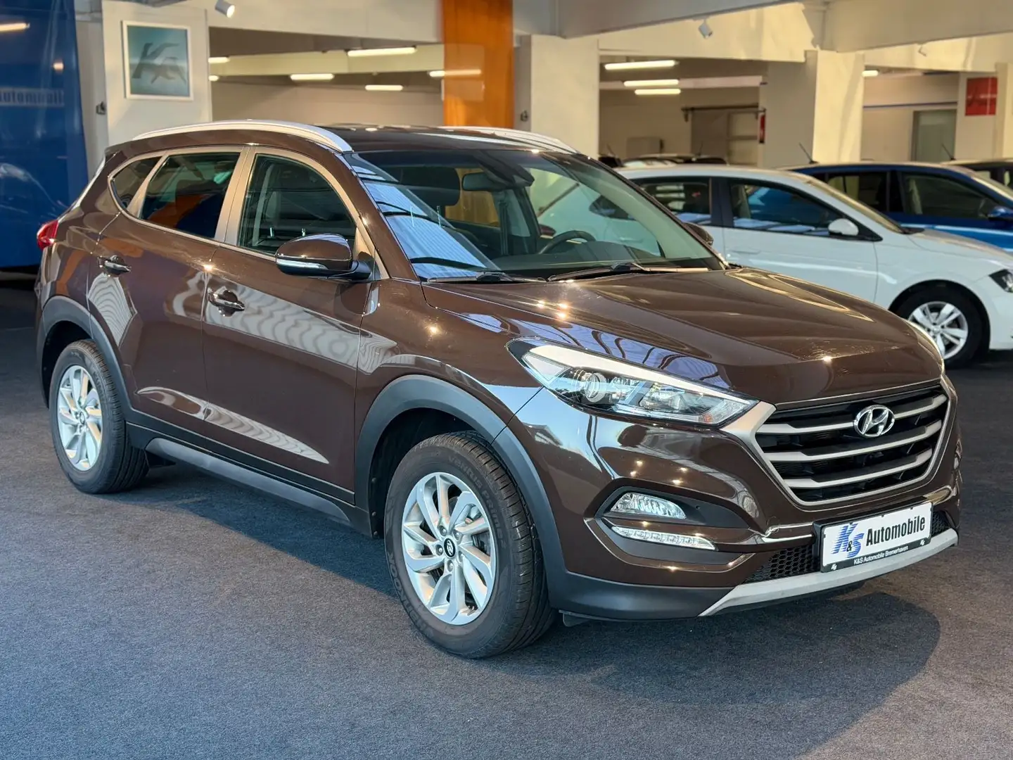 Hyundai TUCSON 2WD*SITZ+LENKRH.*KAMERA*SPURH.*TOTWIN.* Braun - 1